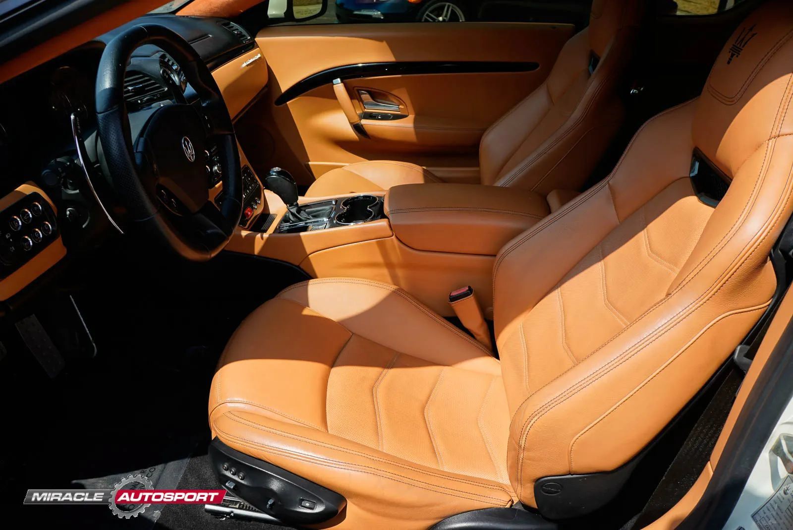 Used 2017 Maserati GranTurismo Sport RWD image 17
