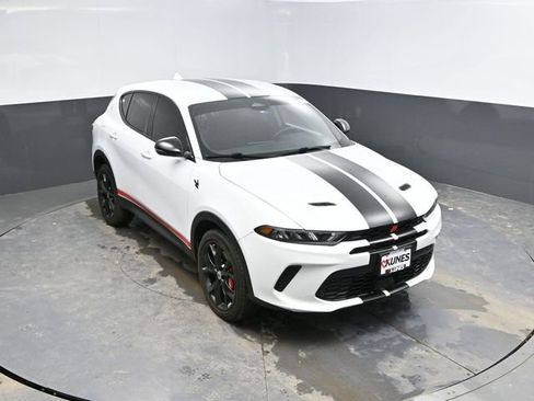 Used 2023 Dodge Hornet GT w/ Track Pack image 34