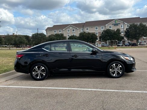 Used 2023 Nissan Sentra SV image 5
