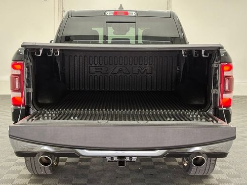 Used 2021 RAM 1500 Laramie AWD/4WD image 9