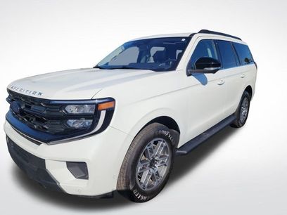 Used 2025 Ford Expedition Active