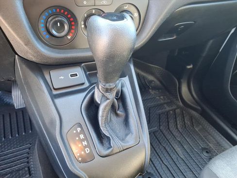 Used 2022 RAM ProMaster City Tradesman w/ Window Group 05 image 9