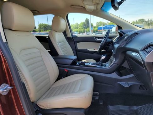 Used 2016 Ford Edge SEL w/ Equipment Group 201A AWD/4WD image 24