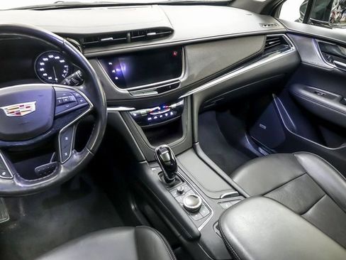 Used 2020 Cadillac XT5 Premium Luxury image 14