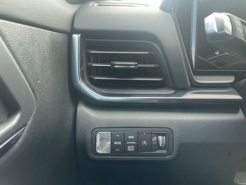 New 2026 GMC Terrain AT4 AWD/4WD image 13