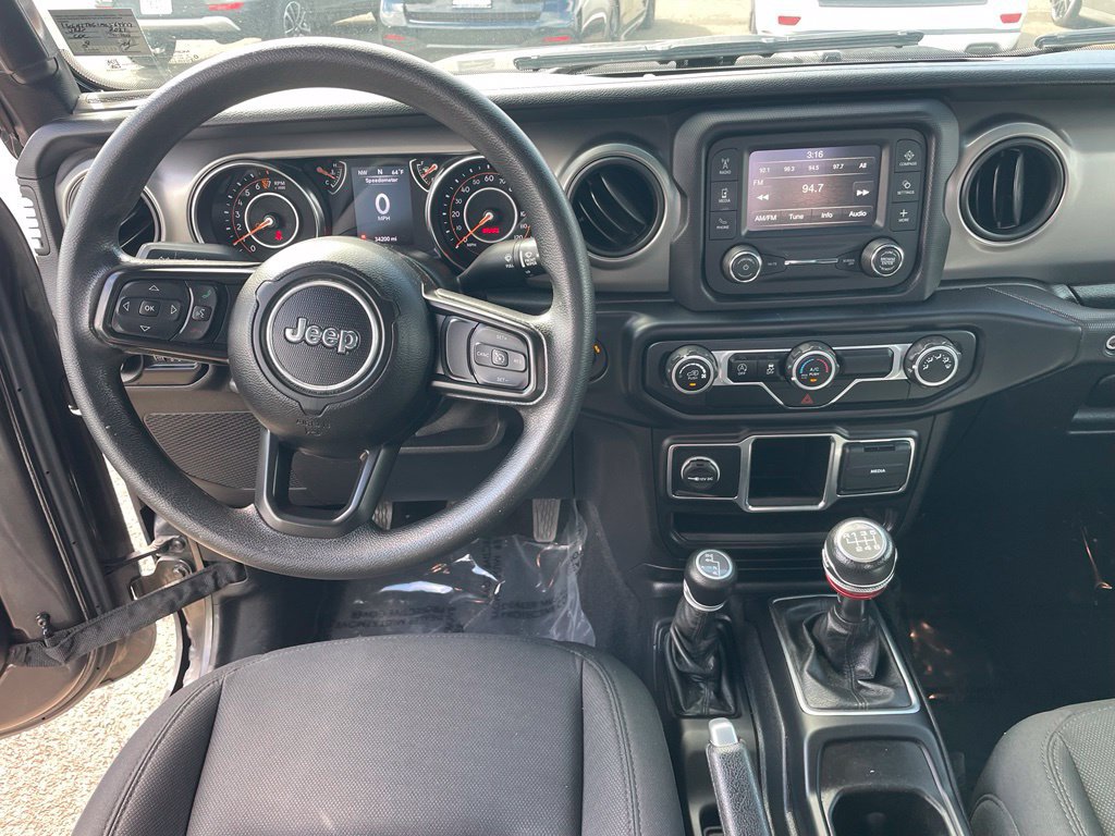 Used 2021 Jeep Gladiator Sport w/ Trailer Tow Package AWD/4WD image 4