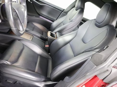 Used 2020 Tesla Model S Long Range Plus image 10