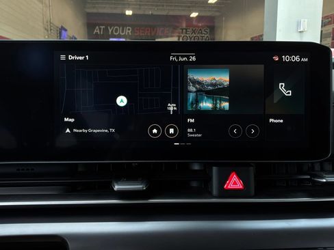 Used 2026 Kia Carnival FWD image 33