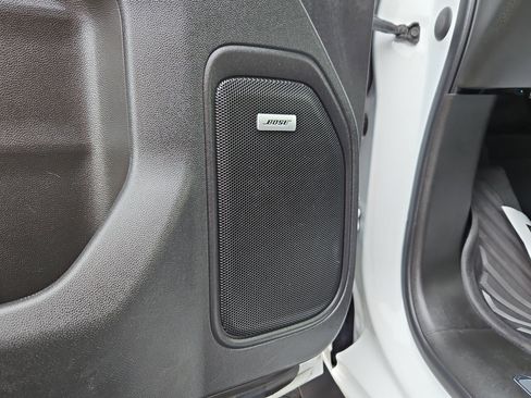 Used 2022 Chevrolet Silverado 2500 High Country w/ Z71 Off-Road Package image 11