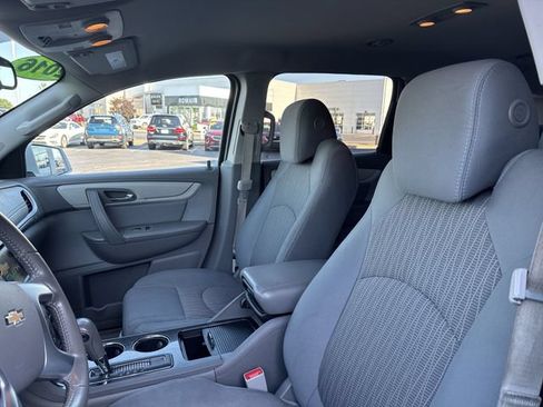 Used 2016 Chevrolet Traverse LT FWD image 11
