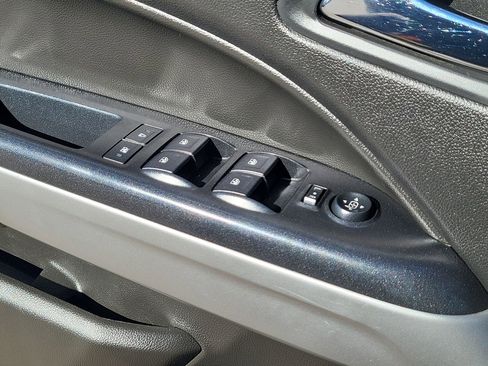 Used 2019 Chevrolet Colorado ZR2 w/ Colorado ZR2 Bison Edition image 25