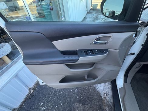 Used 2016 Honda Odyssey LX image 8