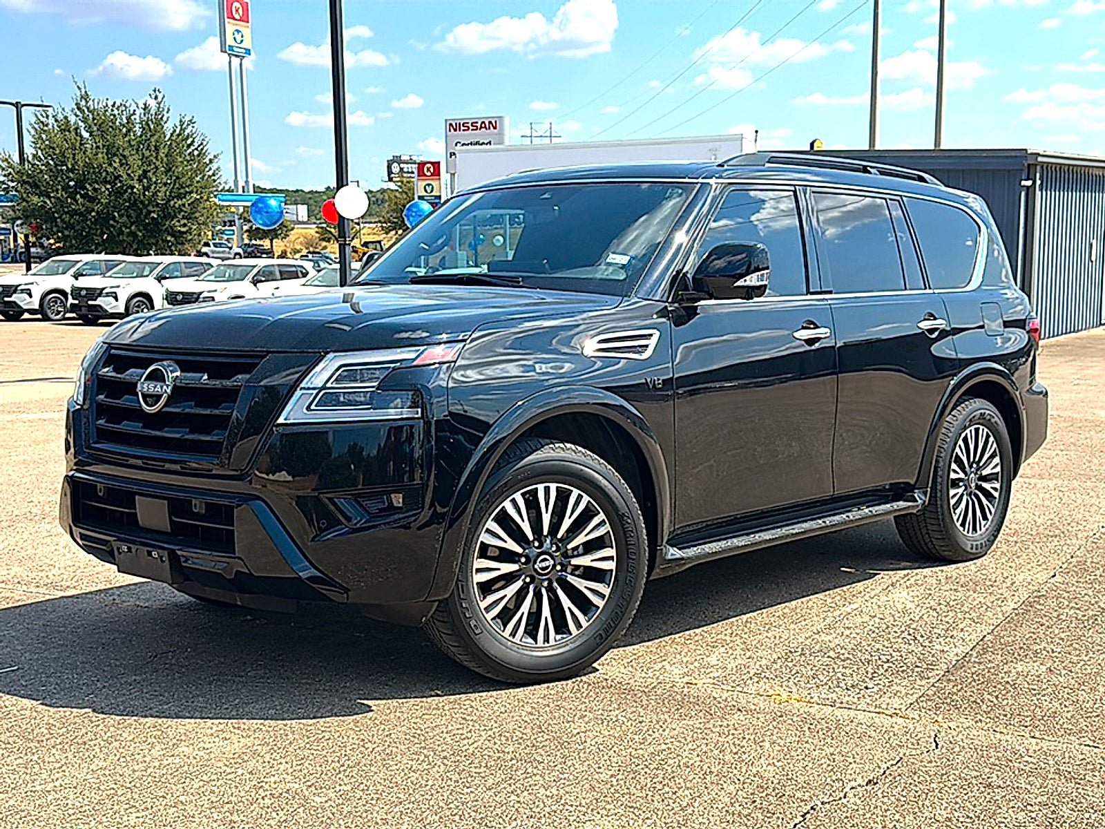 Used 2022 Nissan Armada SL w/ Midnight Edition Package RWD image 2