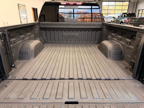 Used 2025 GMC Sierra 1500 Denali Ultimate image 8