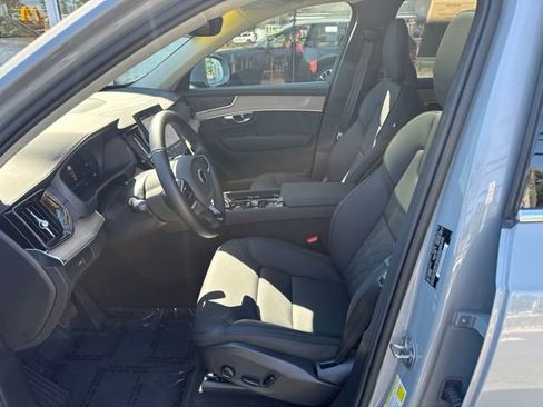 Certified 2025 Volvo XC90 B6 Plus AWD/4WD image 20