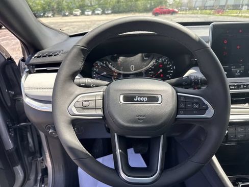 Used 2024 Jeep Compass Limited w/ Sun and Sound Group AWD/4WD image 13