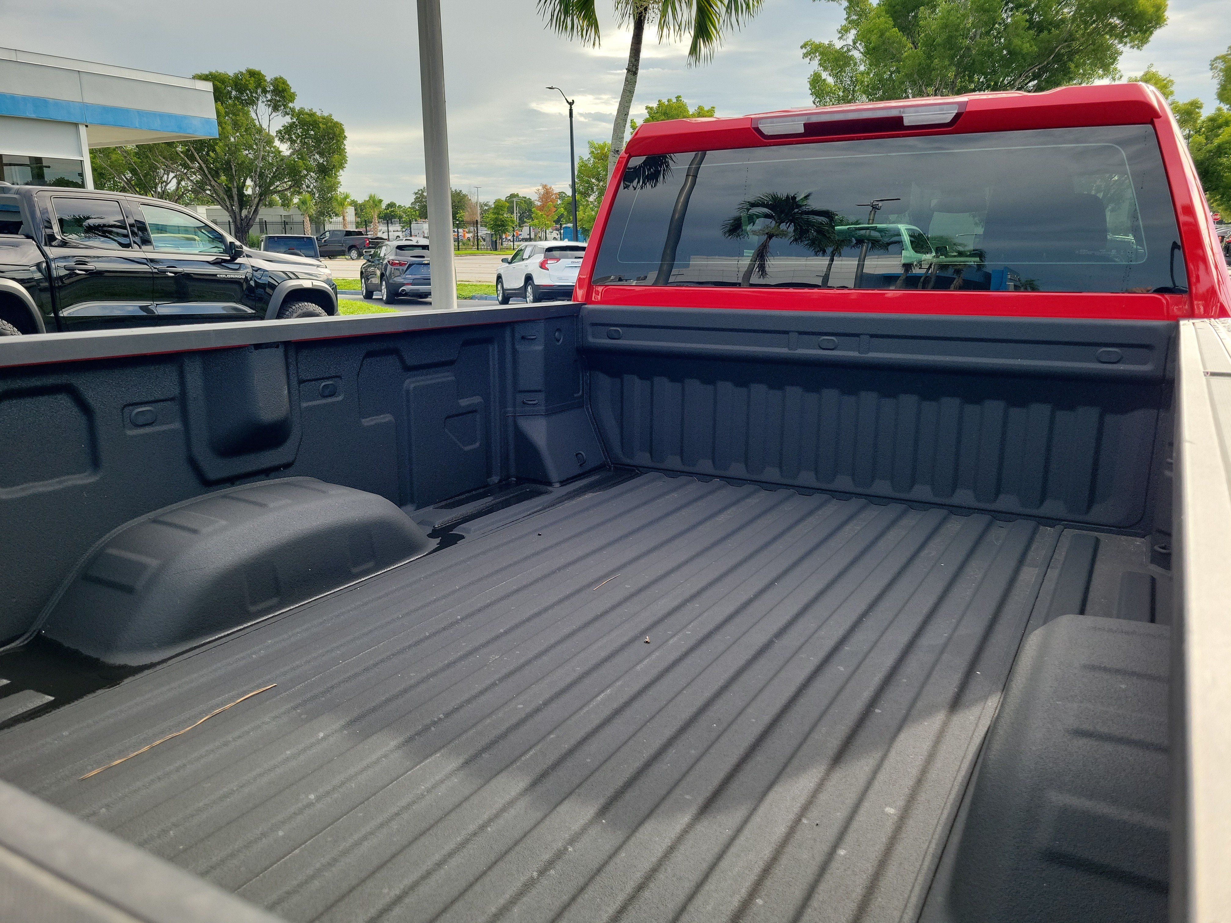 Used 2026 Chevrolet Silverado 2500 W/T AWD/4WD image 6