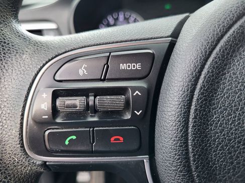 Used 2017 Kia Optima LX image 28