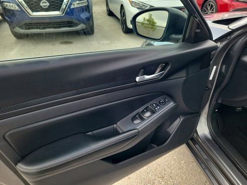 Certified 2025 Nissan Altima 2.5 SV FWD image 23
