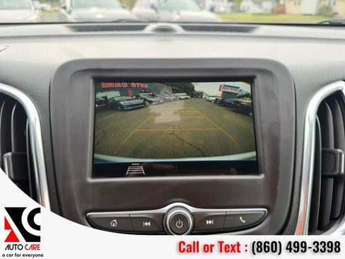 Used 2019 Chevrolet Equinox LT FWD image 21