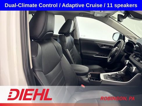 Used 2025 Toyota RAV4 Limited AWD/4WD image 15
