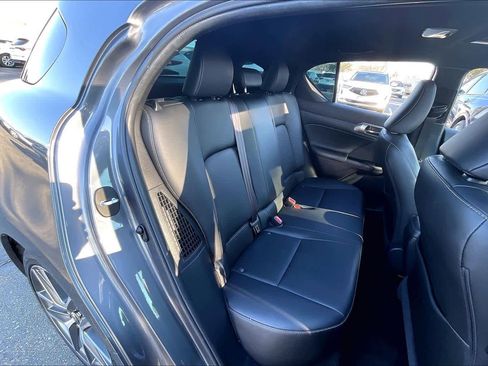 Used 2017 Lexus CT 200h image 29