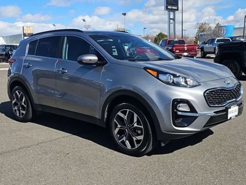 Used 2022 Kia Sportage EX AWD/4WD image 2