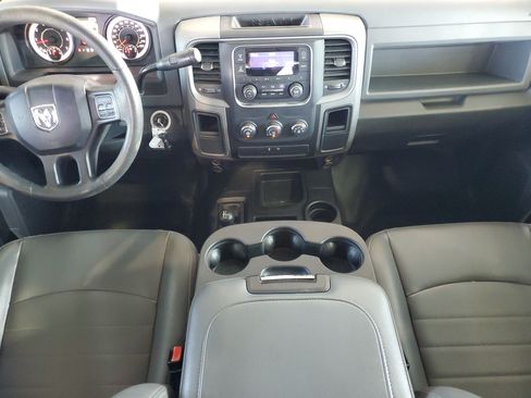 Used 2016 RAM 2500 Tradesman w/ Chrome Appearance Group AWD/4WD image 11
