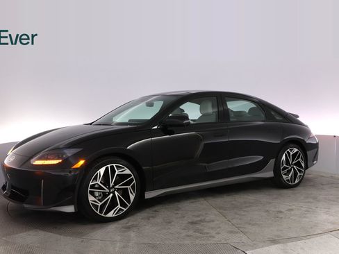Used 2024 Hyundai Ioniq 6 Limited RWD image 18