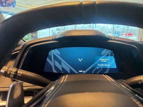 Used 2022 Chevrolet Corvette Stingray Premium Conv w/ Z51 Performance Package image 14