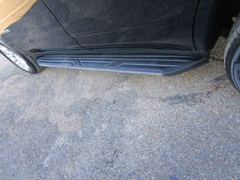 Used 2021 Chevrolet Tahoe LT image 9