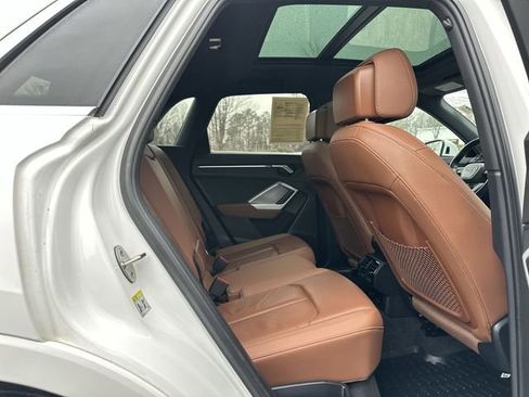 Used 2021 Audi Q3 2.0T Premium w/ Convenience Package image 26