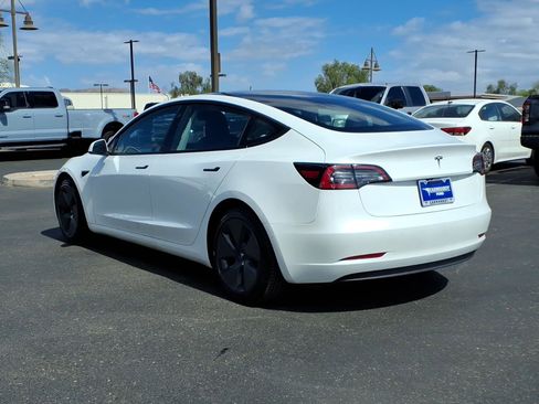 Used 2021 Tesla Model 3 Standard Range Plus RWD image 4