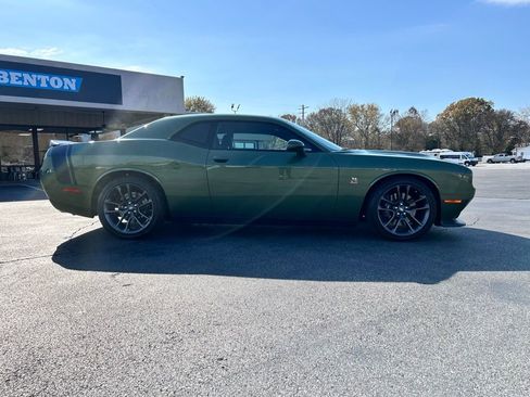Used 2023 Dodge Challenger R/T Scat Pack w/ Scat Pack Stripe image 38