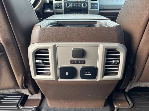 Used 2017 Ford F250 King Ranch w/ King Ranch Ultimate Package AWD/4WD image 24