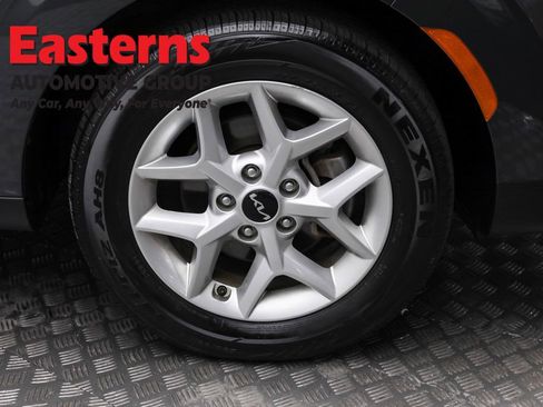 Used 2023 Kia Soul LX w/ LX Technology Package image 31