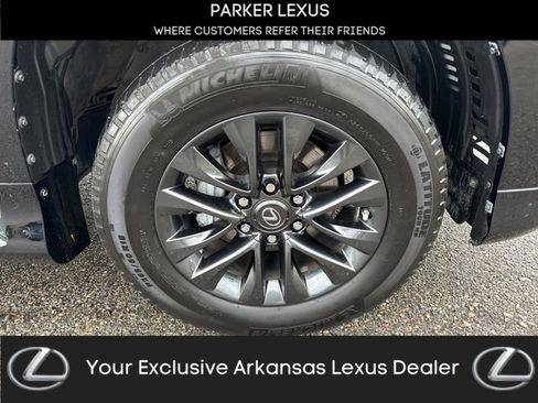 Used 2022 Lexus GX 460 Premium image 9