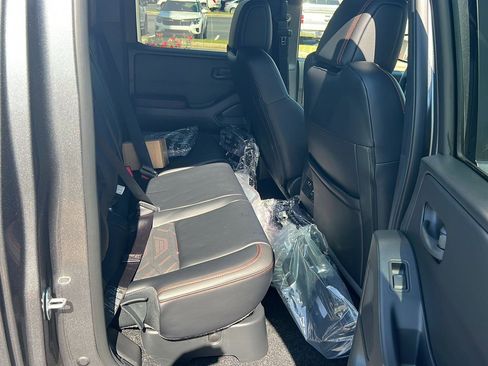 New 2026 Nissan Frontier PRO-4X w/ Pro Premium Package AWD/4WD image 11