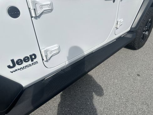 Used 2020 Jeep Wrangler Unlimited Sport AWD/4WD image 15