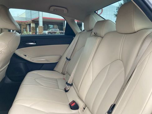Used 2022 Toyota Avalon XLE FWD image 11