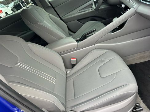 Used 2024 Hyundai Elantra SEL image 10