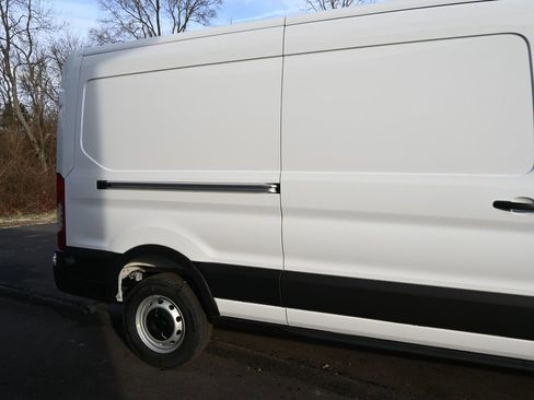 New 2026 Ford Transit 250 148 Medium Roof image 9