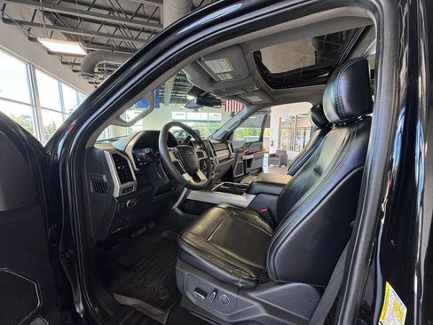 Used 2019 Ford F250 Lariat AWD/4WD image 13