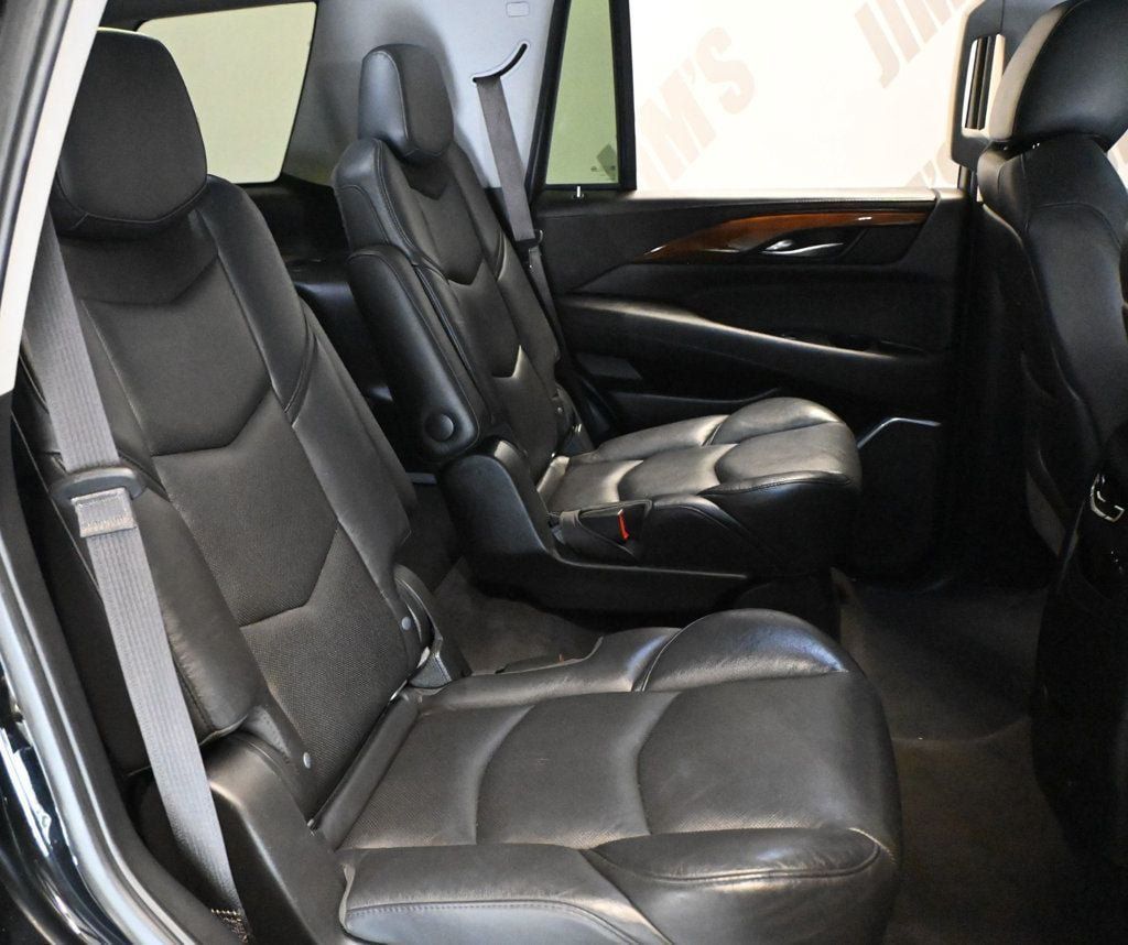 Used 2019 Cadillac Escalade Premium Luxury w/ LPO, Radiant Package RWD image 19