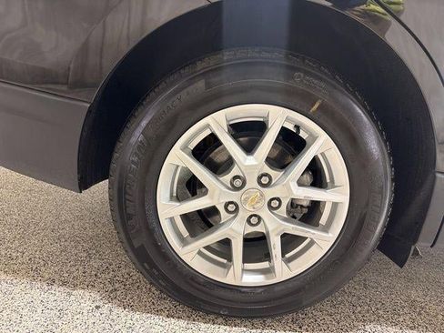 Used 2023 Chevrolet Equinox LT image 17