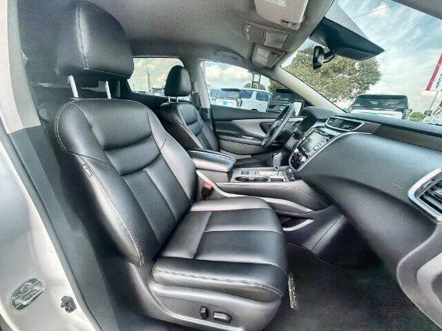 Used 2023 Nissan Murano SV w/ SV Midnight Edition Package FWD image 27