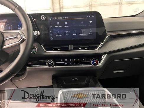 Used 2025 Chevrolet Equinox LT FWD image 36