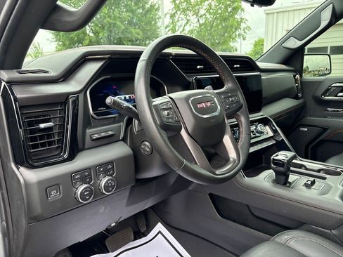Certified 2023 GMC Sierra 1500 AT4 w/ AT4 Premium Package AWD/4WD image 12