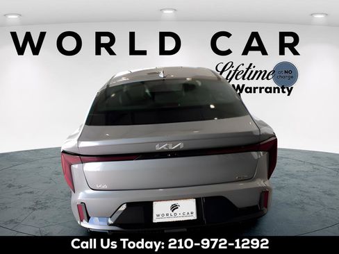 New 2025 Kia K4 GT-Line image 6