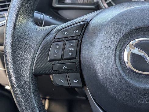 Used 2015 MAZDA MAZDA3 i Sport image 33